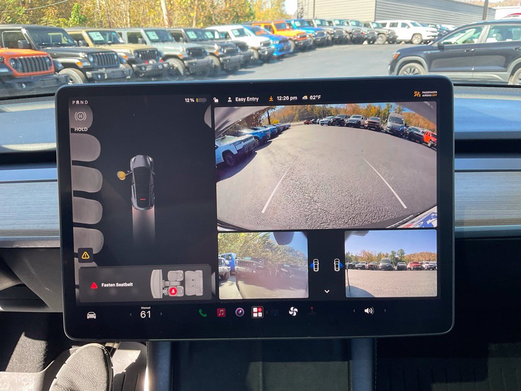 Used 2023 Tesla Model Y Performance AWD/4WD image 16