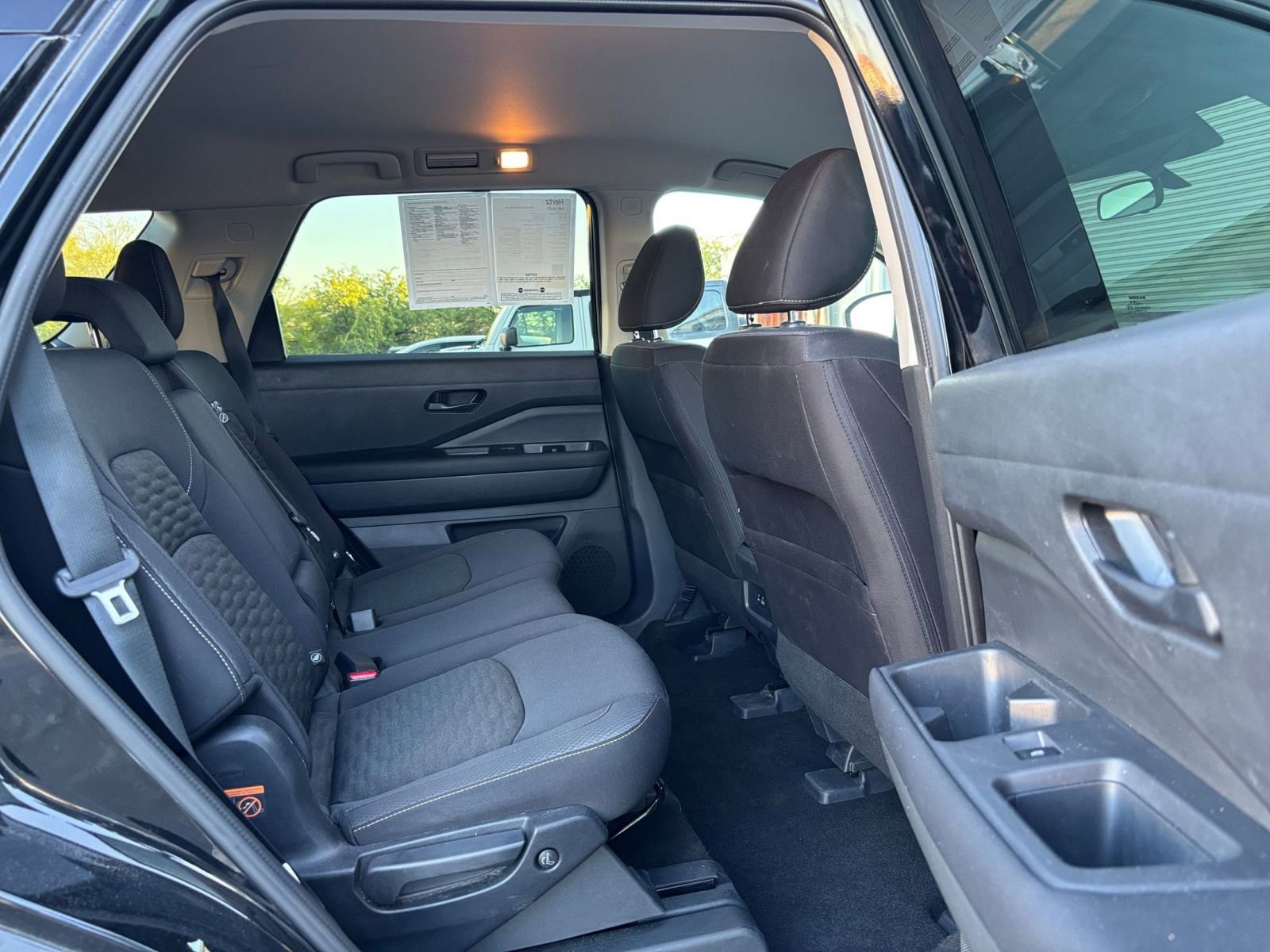 Used 2025 Nissan Pathfinder SV AWD/4WD image 28