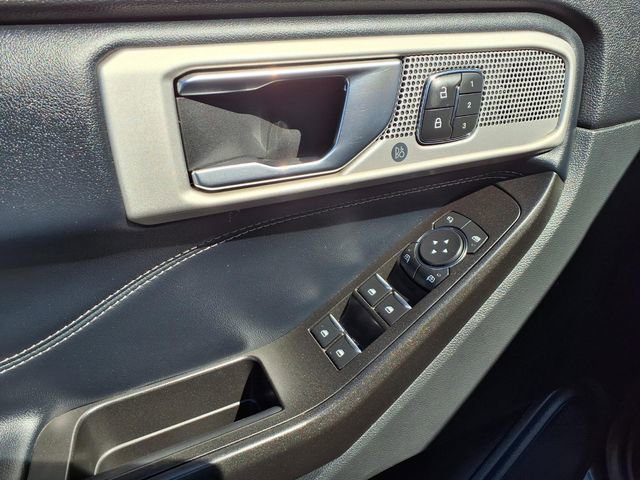 Certified 2020 Ford Explorer Limited RWD image 19