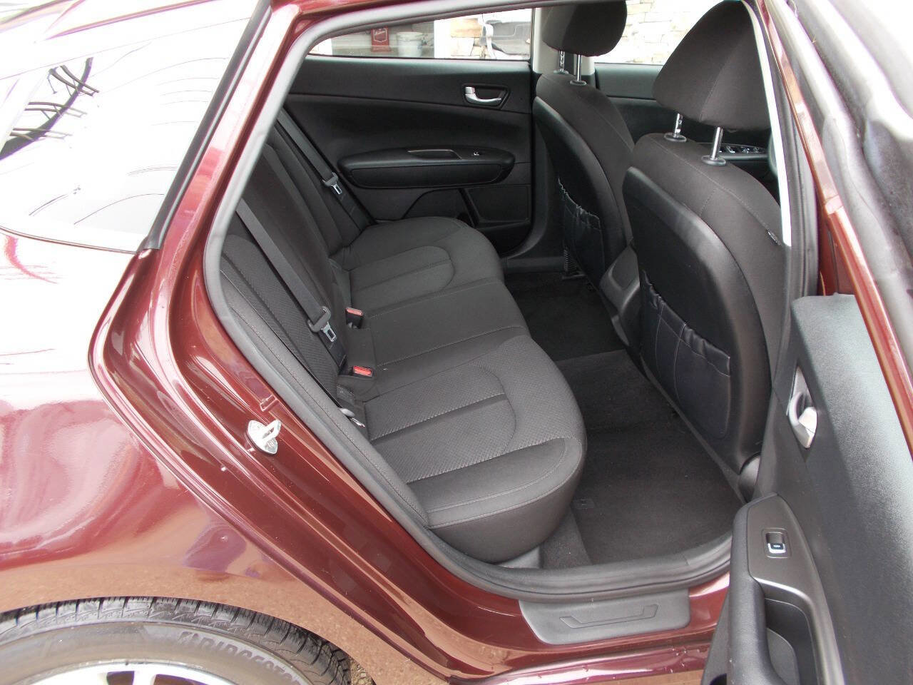 Used 2017 Kia Optima LX image 19