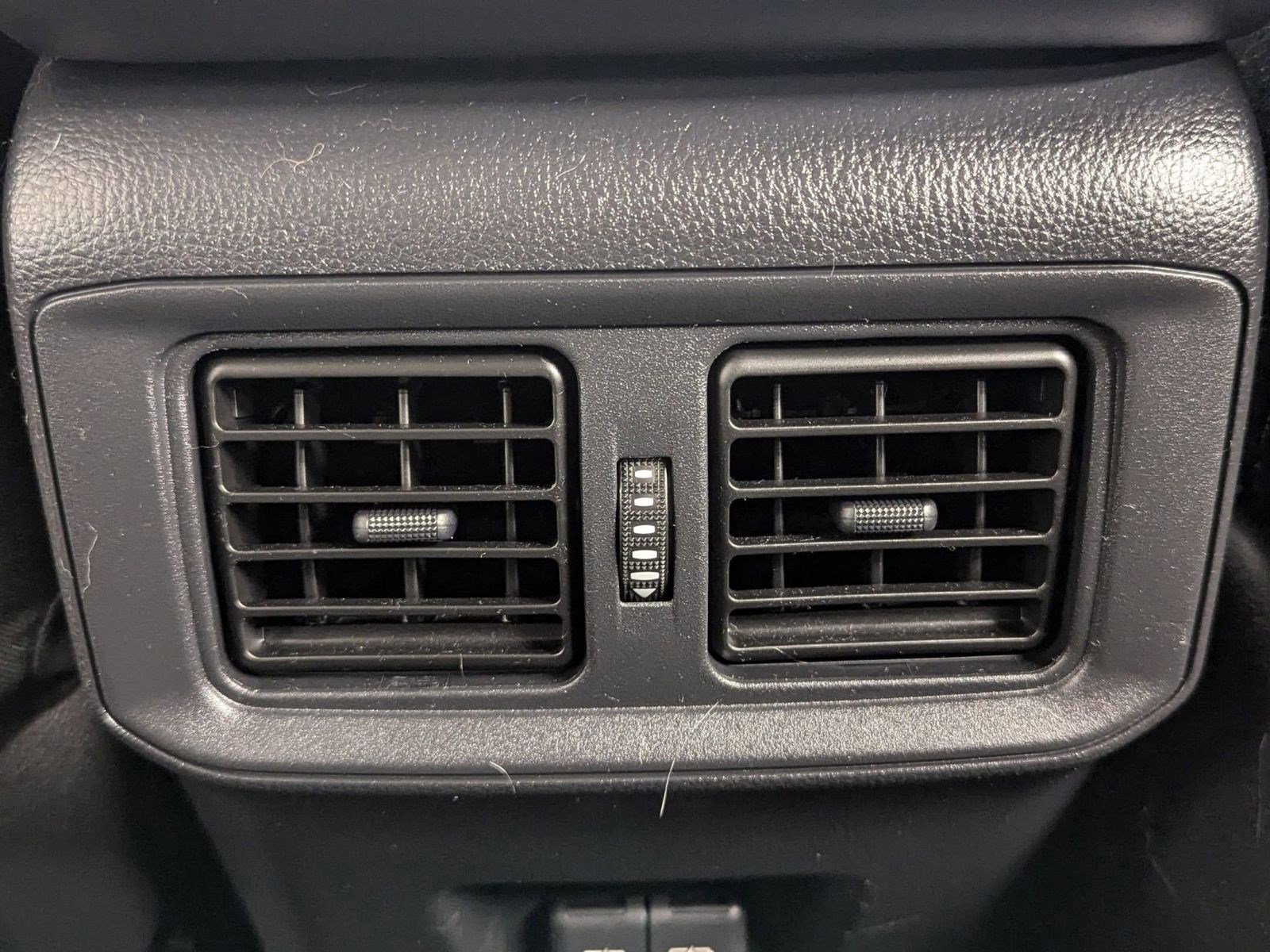 Used 2023 Toyota RAV4 XLE image 21