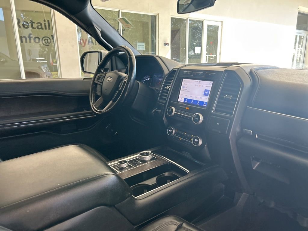Used 2021 Ford Expedition Max Limited image 21