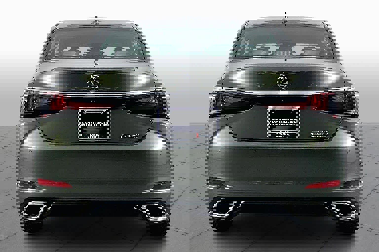 New 2025 Lexus ES 350 image 4