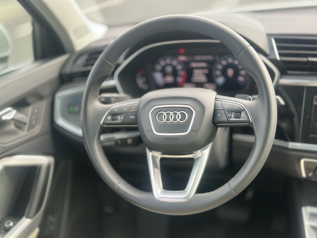 Used 2023 Audi Q3 2.0T Premium w/ Convenience Package image 12