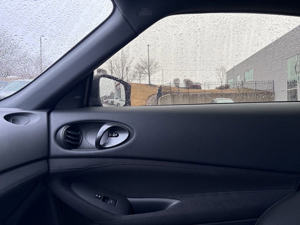 Used 2024 Nissan Z Sport w/ Floor Mat Package image 29