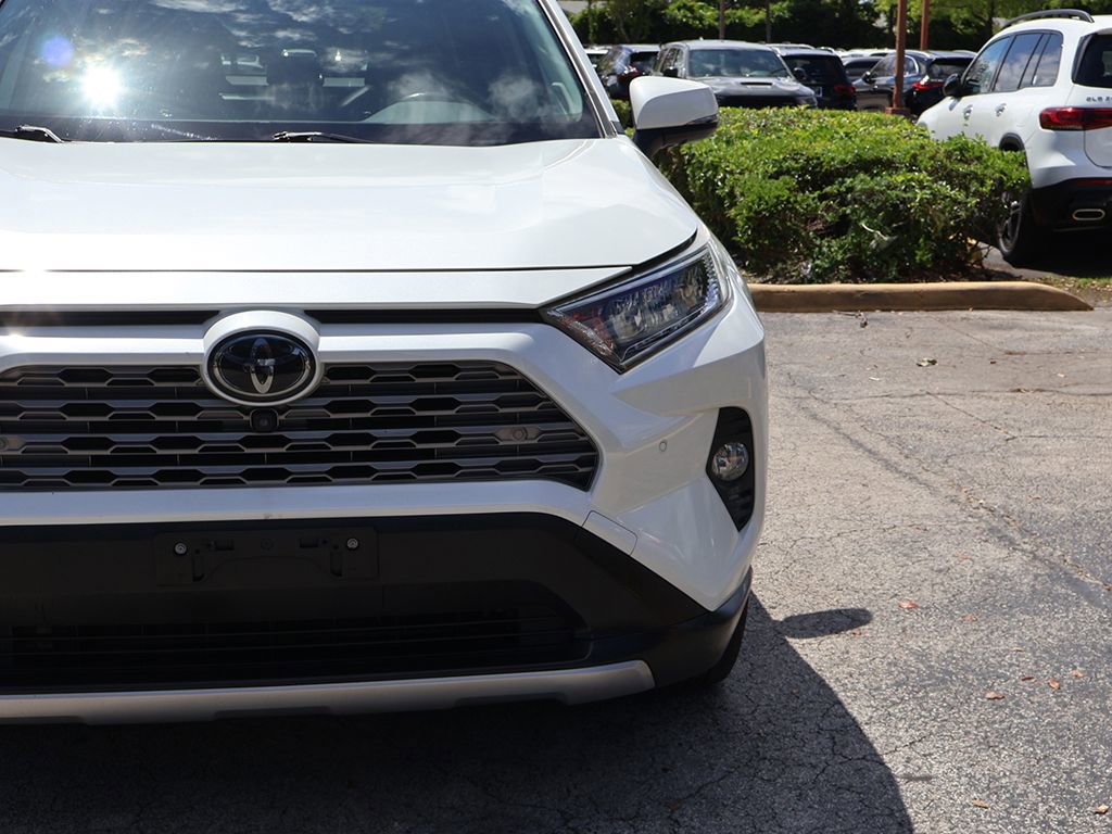 Used 2019 Toyota RAV4 Limited w/ Advanced Technology Package AWD/4WD image 14