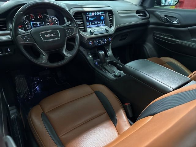 Used 2017 GMC Acadia SLT image 6