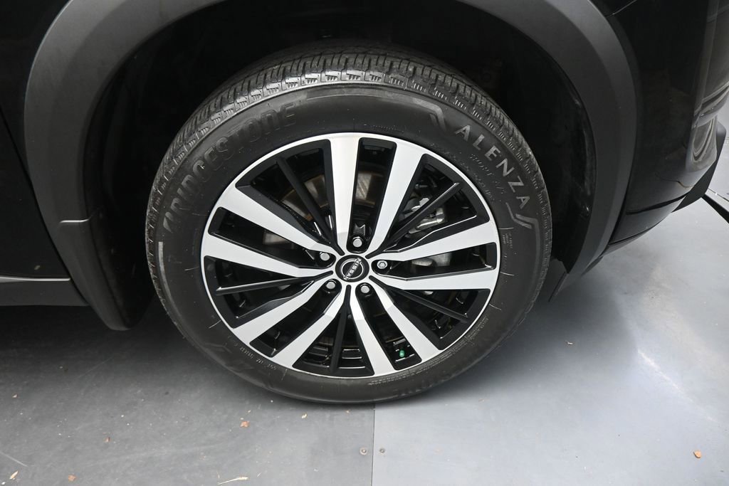 Used 2024 Nissan Pathfinder Platinum FWD image 23