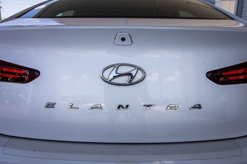 Used 2019 Hyundai Elantra Value Edition w/ Cargo Package FWD image 14