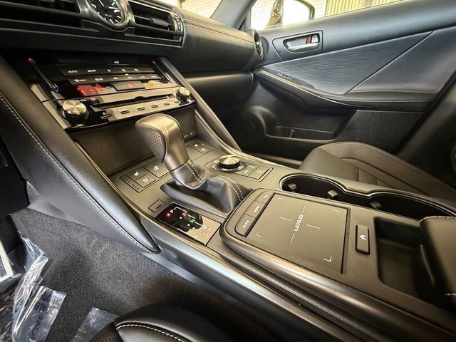 Used 2025 Lexus IS 350 F Sport w/ Accessory Package image 24