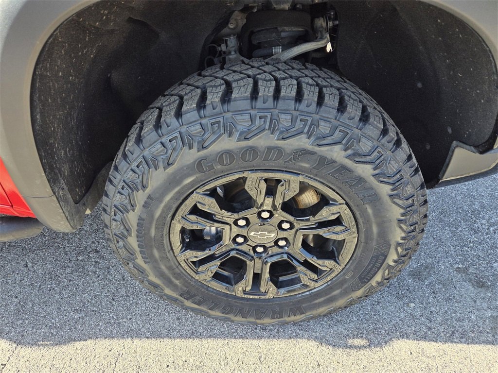 Used 2022 Chevrolet Silverado 1500 ZR2 image 21