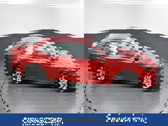 Used 2025 Toyota Camry LE image 32