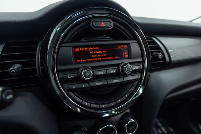 Used 2015 MINI Cooper 2-Door Hardtop FWD image 16