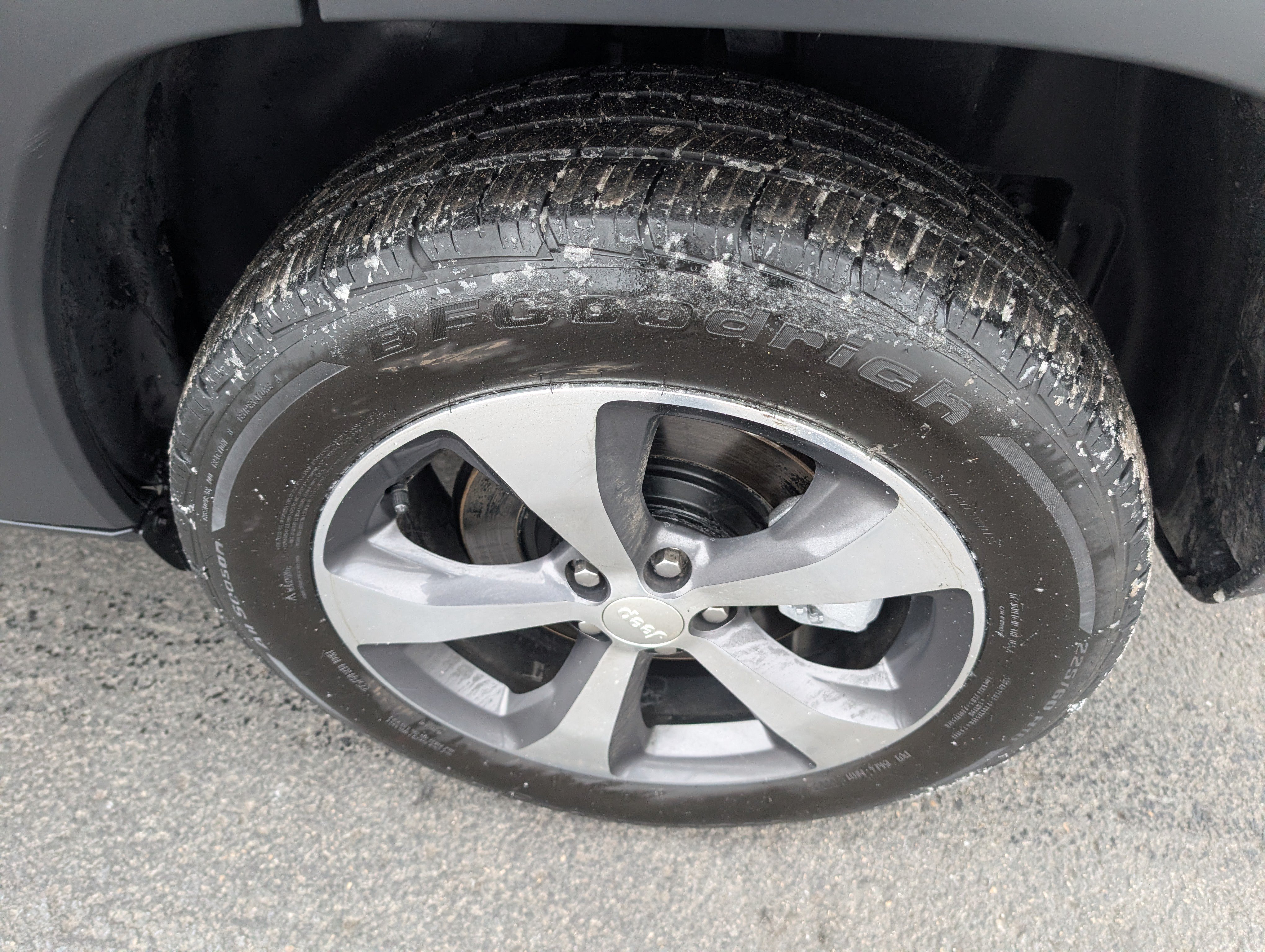 Used 2019 Jeep Cherokee Limited AWD/4WD image 9