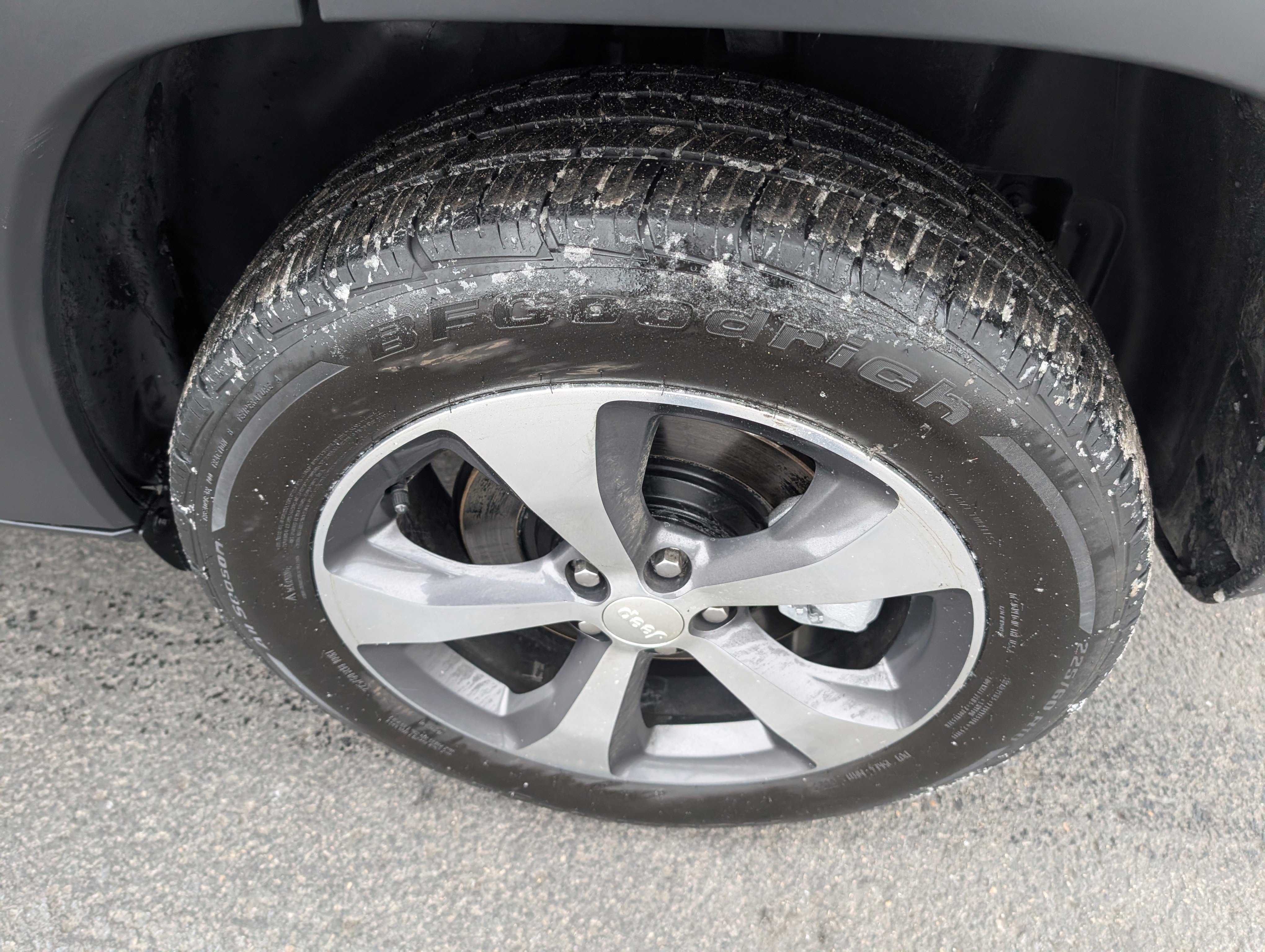 Used 2019 Jeep Cherokee Limited image 9