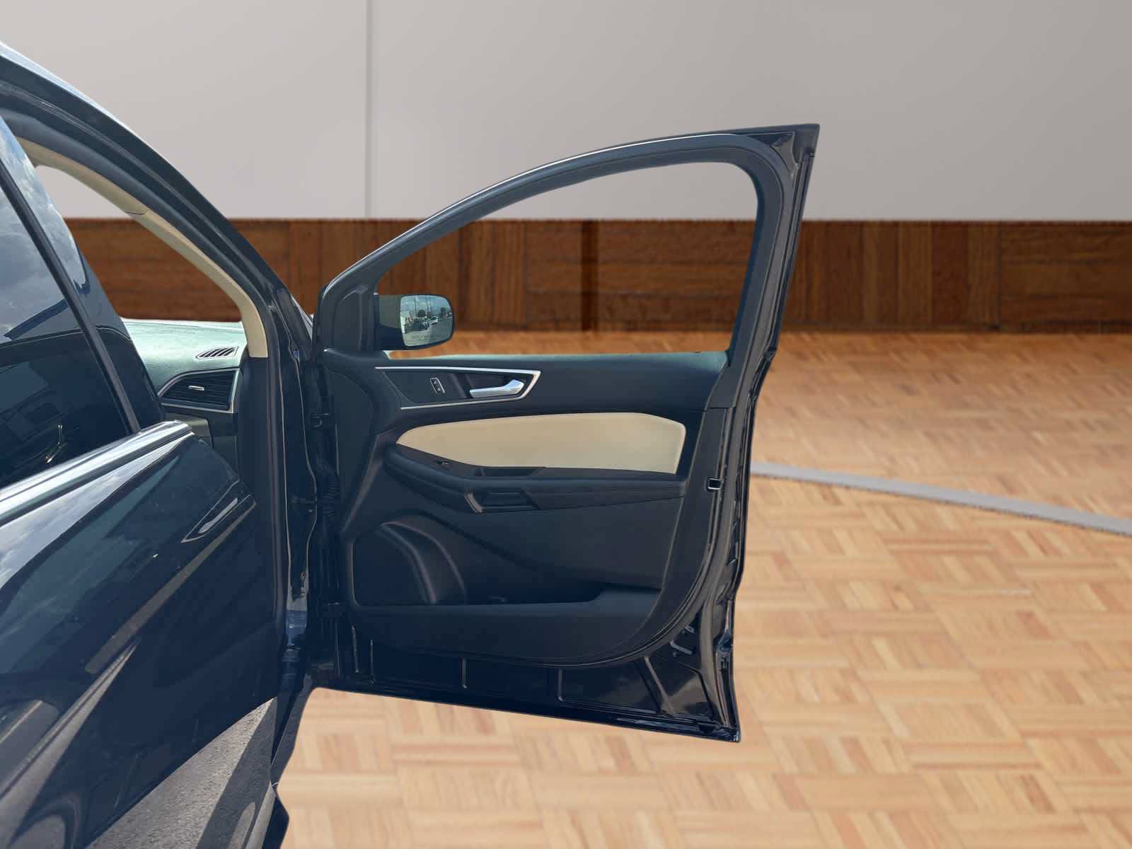 Used 2023 Ford Edge SEL w/ Convenience Package AWD/4WD image 15