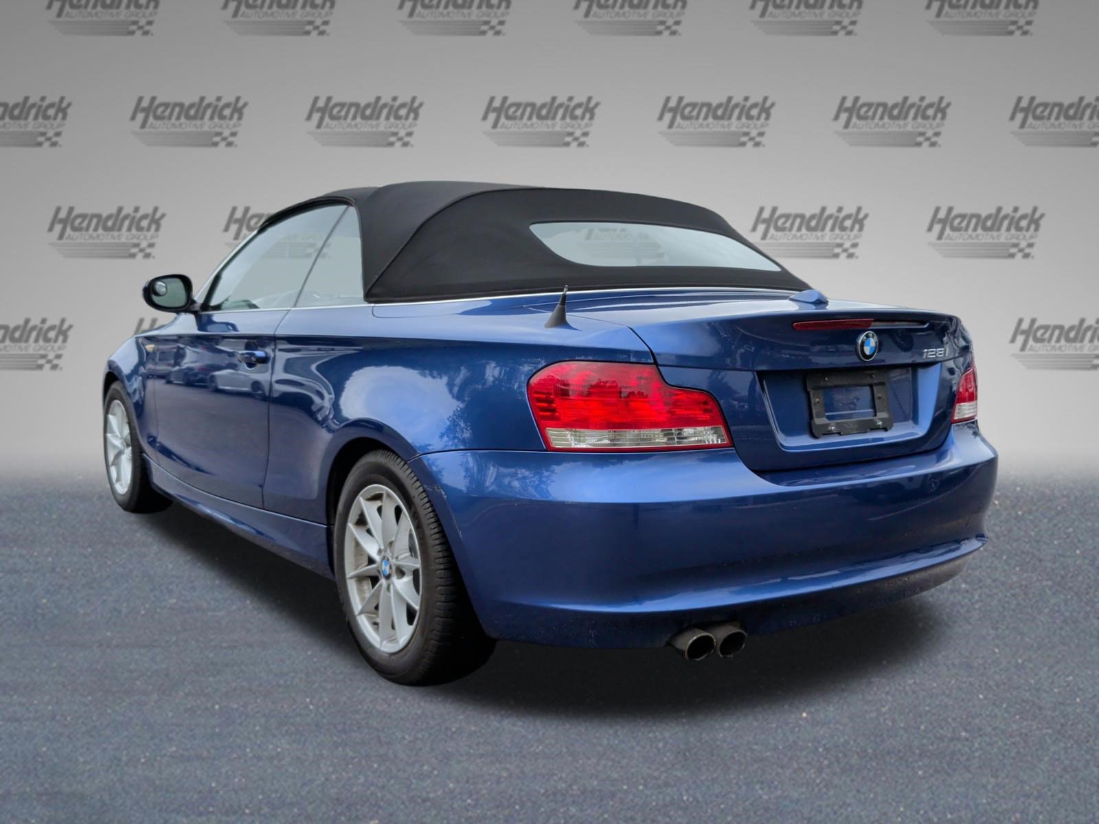 Used 2011 BMW 128i Convertible RWD image 9