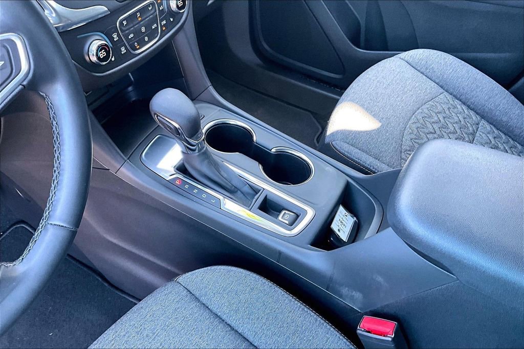 Used 2023 Chevrolet Equinox LT image 5