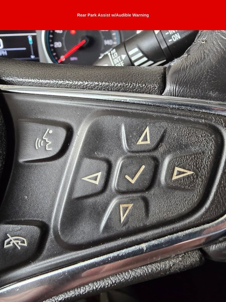 Used 2018 Chevrolet Equinox LT w/ Sun & Infotainment Package image 26