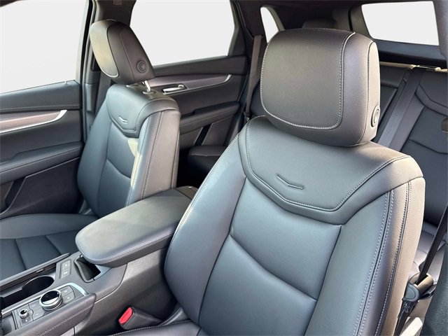 New 2025 Cadillac XT5 Luxury w/ LPO, Floor Liner Package image 17