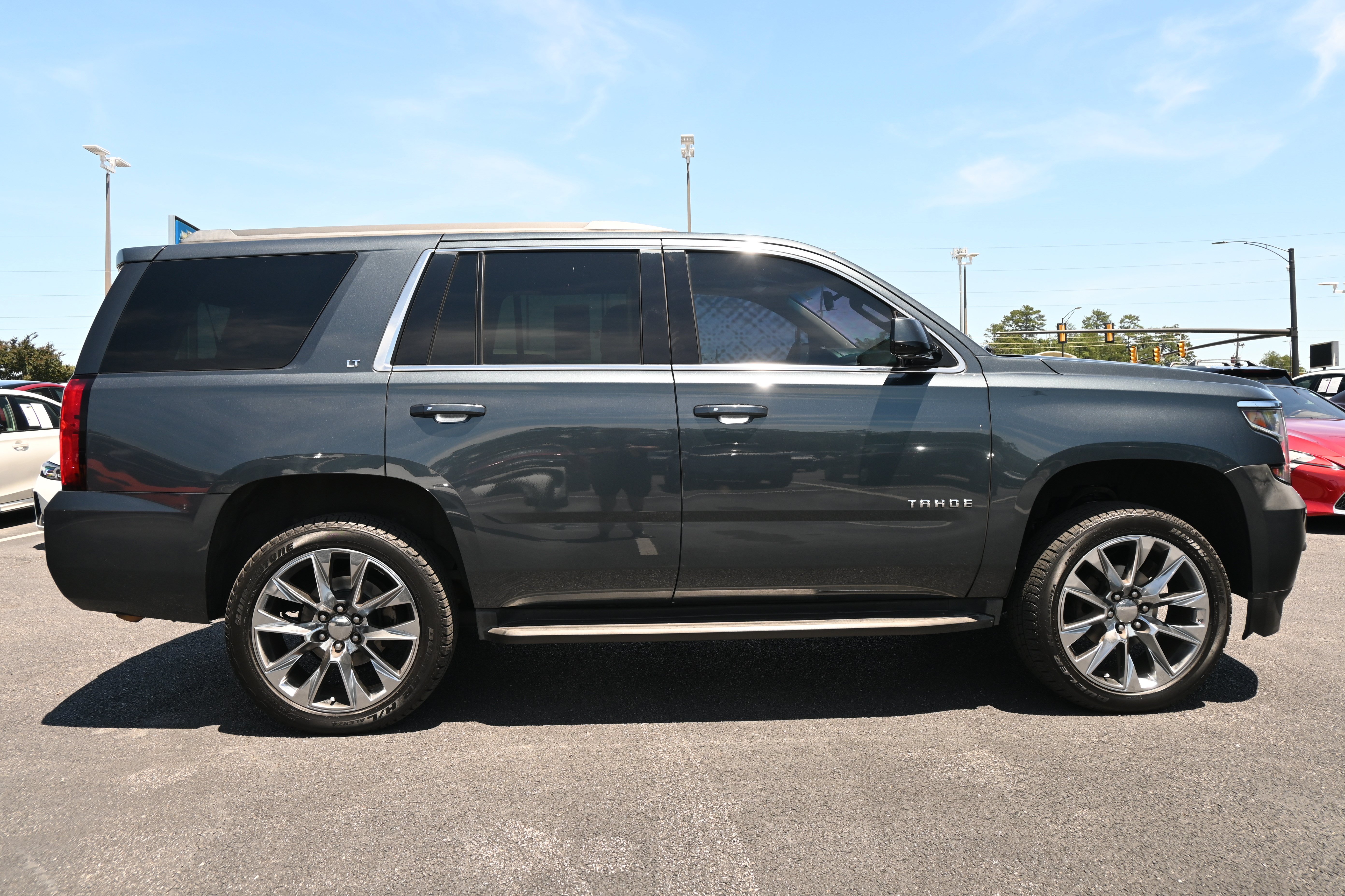 Used 2019 Chevrolet Tahoe LT RWD image 13
