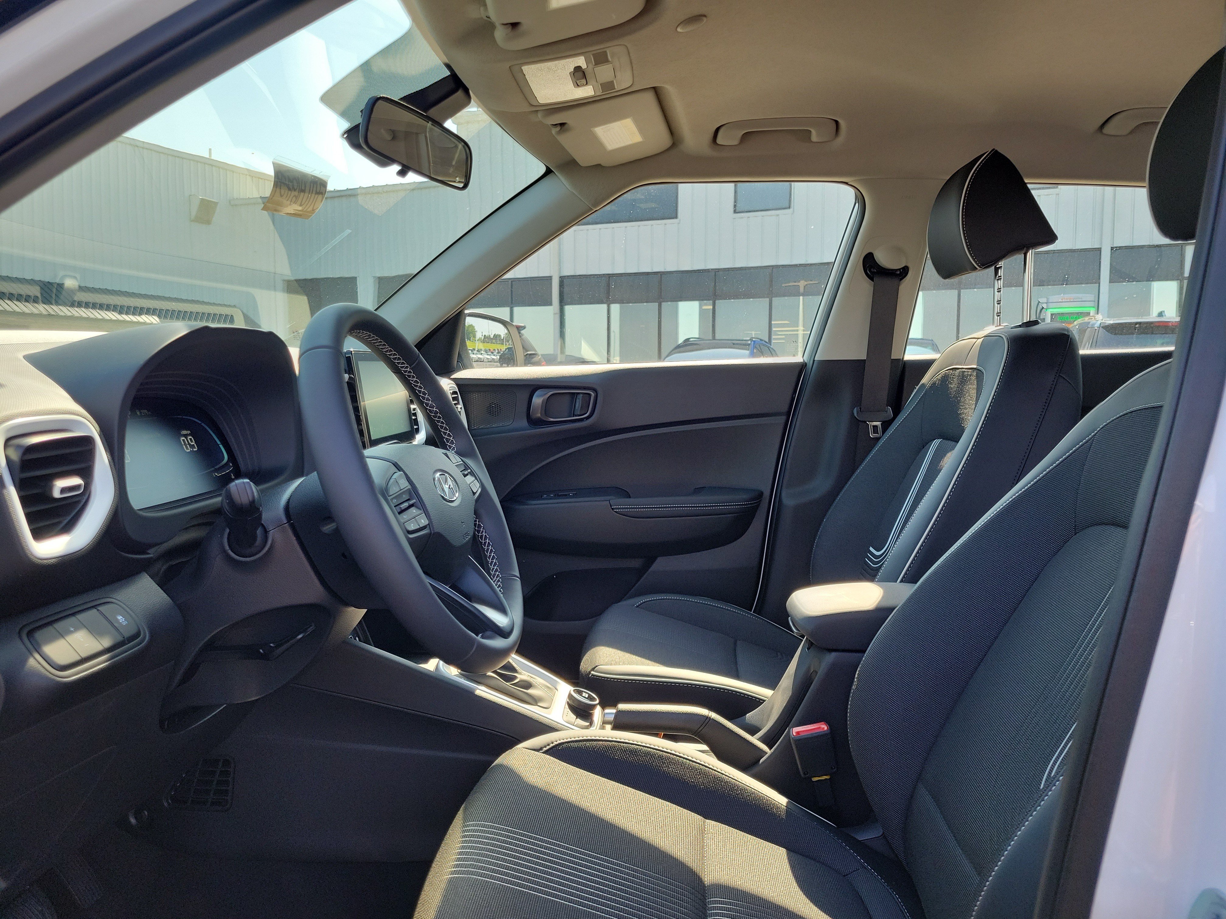 New 2026 Hyundai Venue SEL FWD image 14