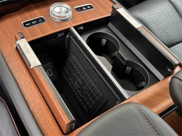 New 2025 Lincoln Navigator Black Label image 41