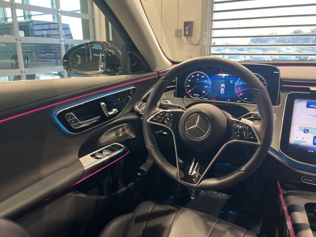 Used 2025 Mercedes-Benz E 350 4MATIC Sedan image 35