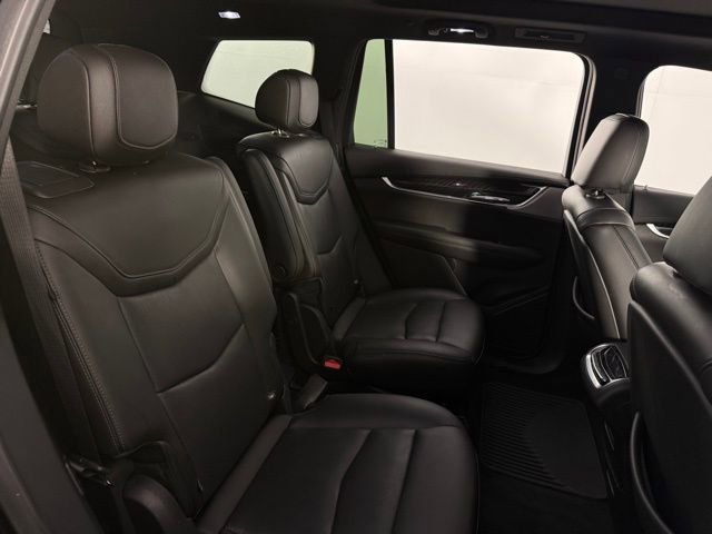 Used 2021 Cadillac XT6 Premium Luxury image 17