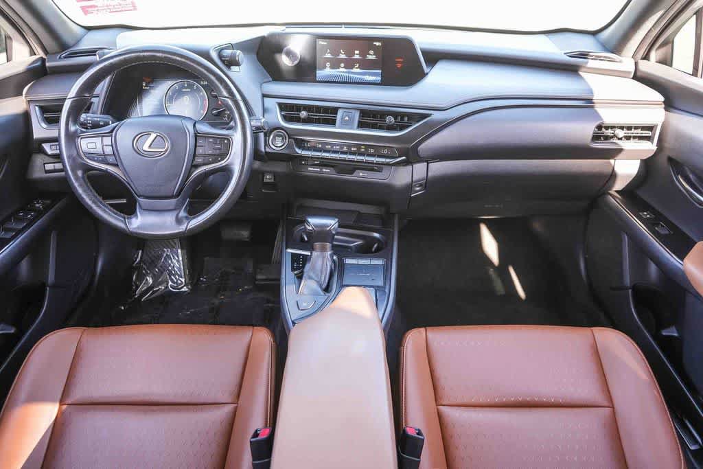 Used 2020 Lexus UX 200 w/ Accessory Package FWD image 12