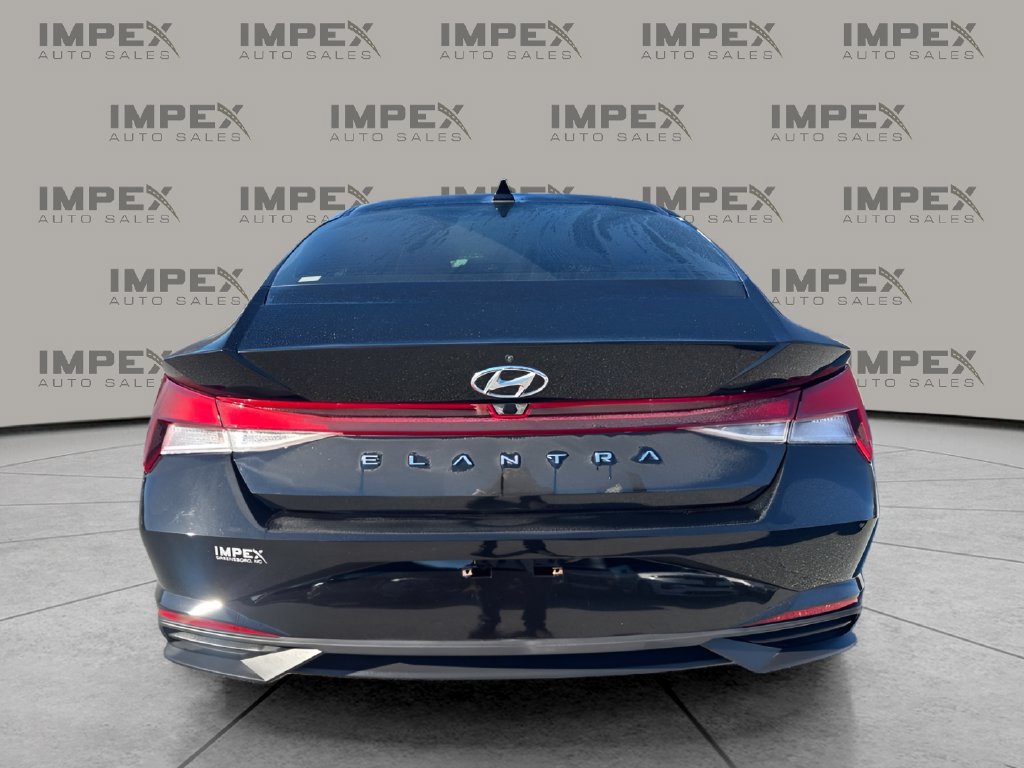 Used 2021 Hyundai Elantra SEL FWD image 4