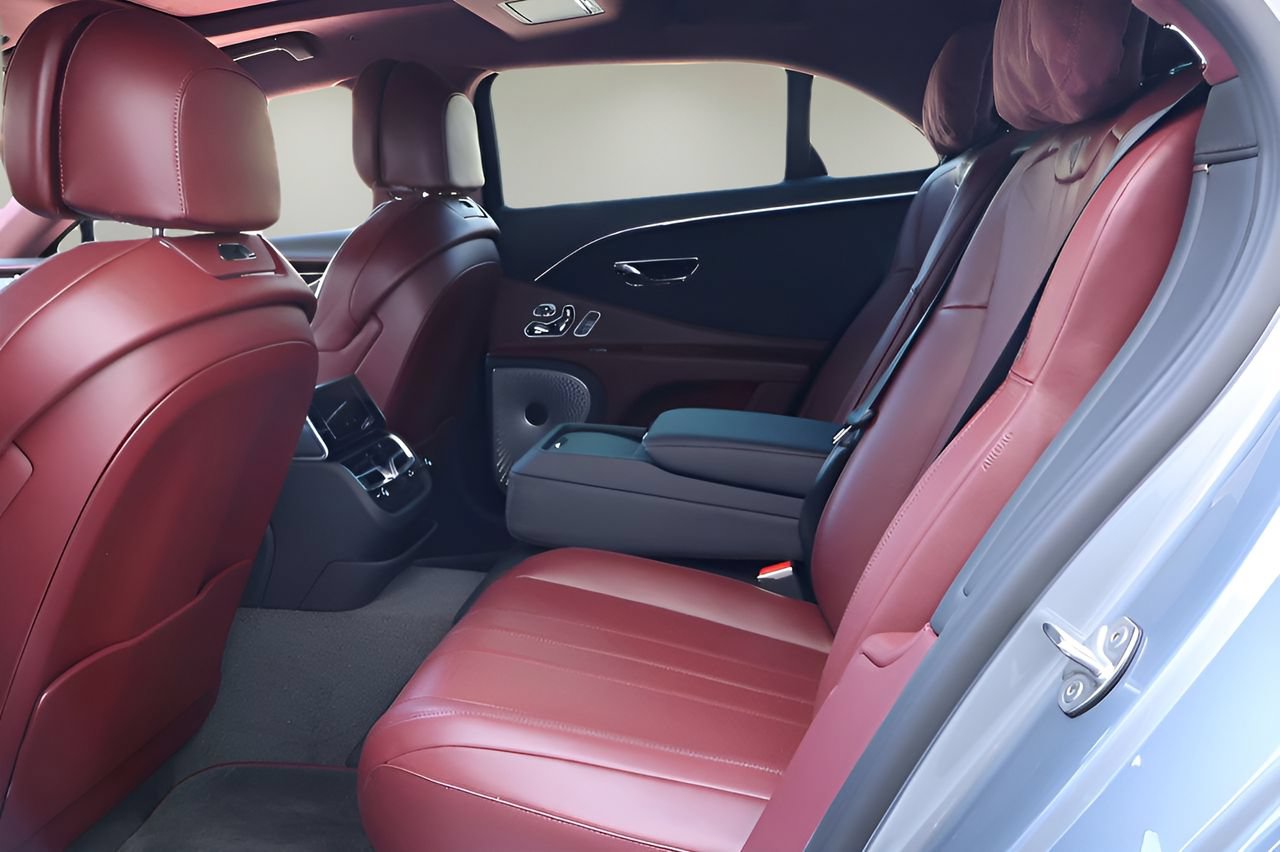 New 2026 Bentley Flying Spur Plug-In Hybrid AWD/4WD image 15