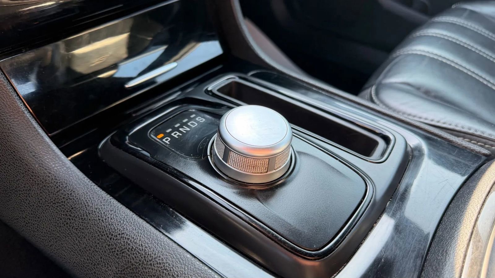 Used 2021 Chrysler 300 S image 39