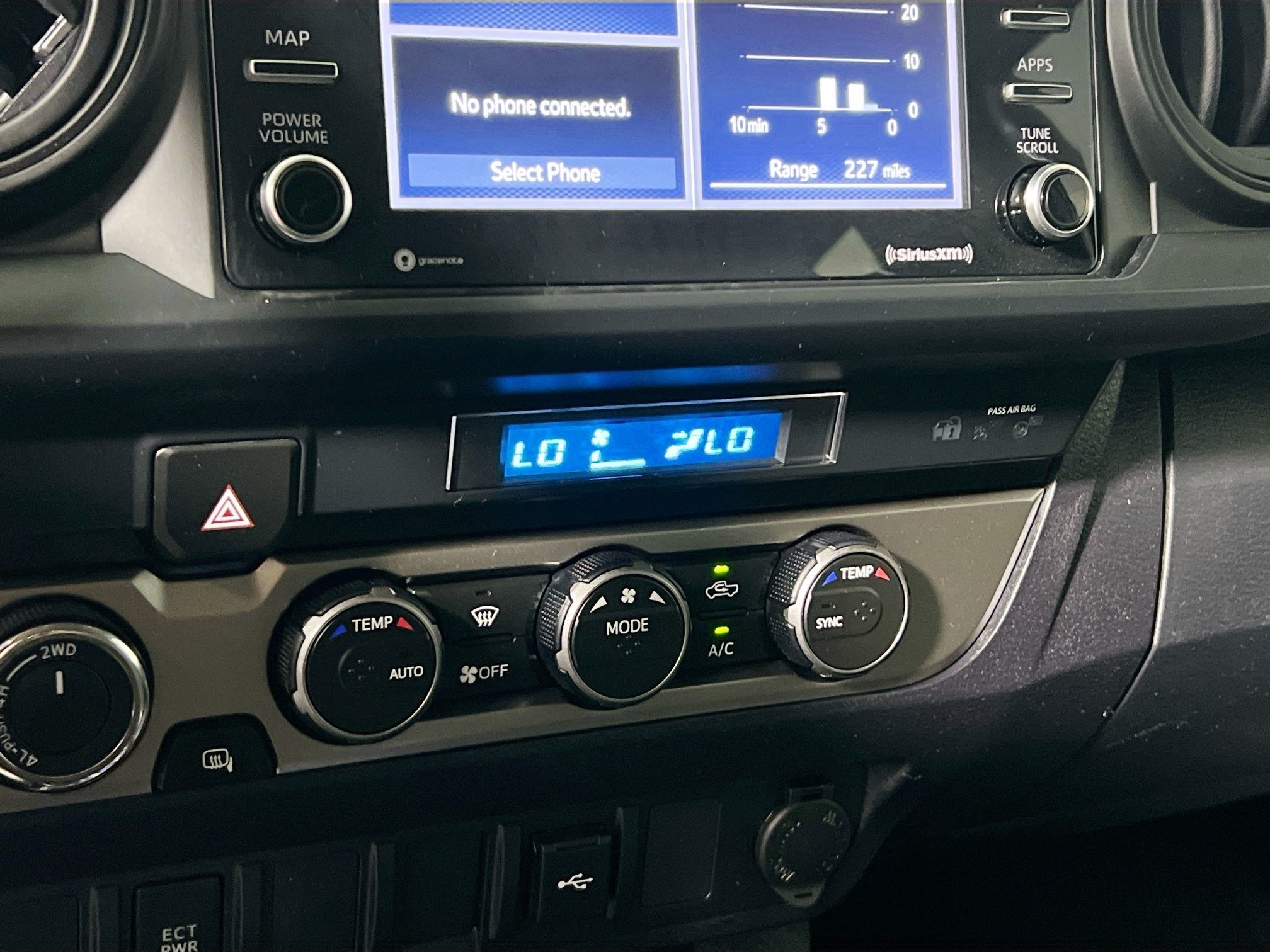 Used 2023 Toyota Tacoma SR AWD/4WD image 26