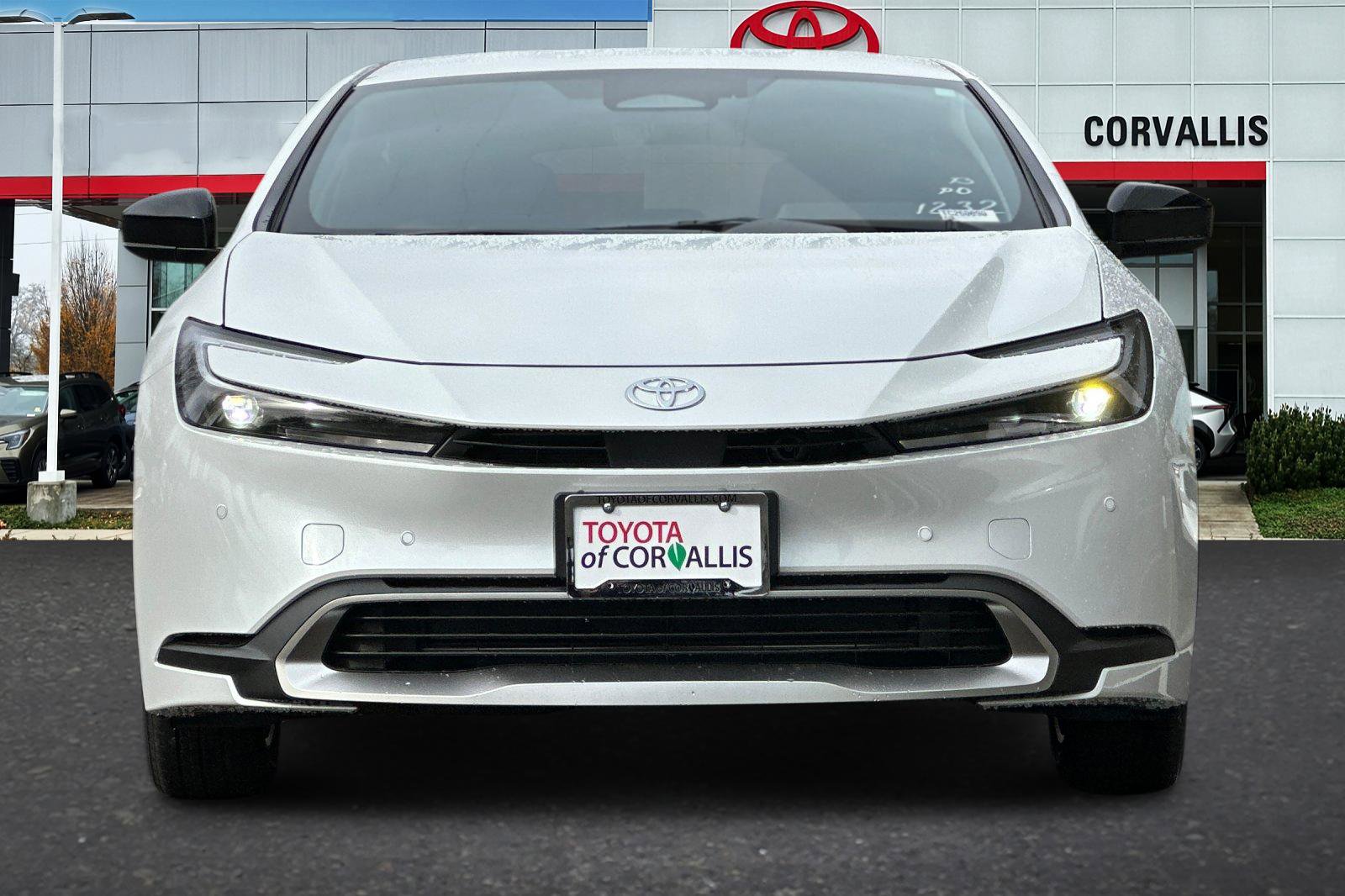 New 2026 Toyota Prius Plug-In Hybrid image 3