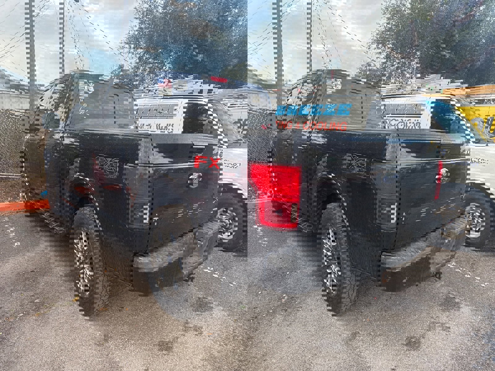 Used 2018 Ford F150 Lariat w/ Equipment Group 502A Luxury image 2