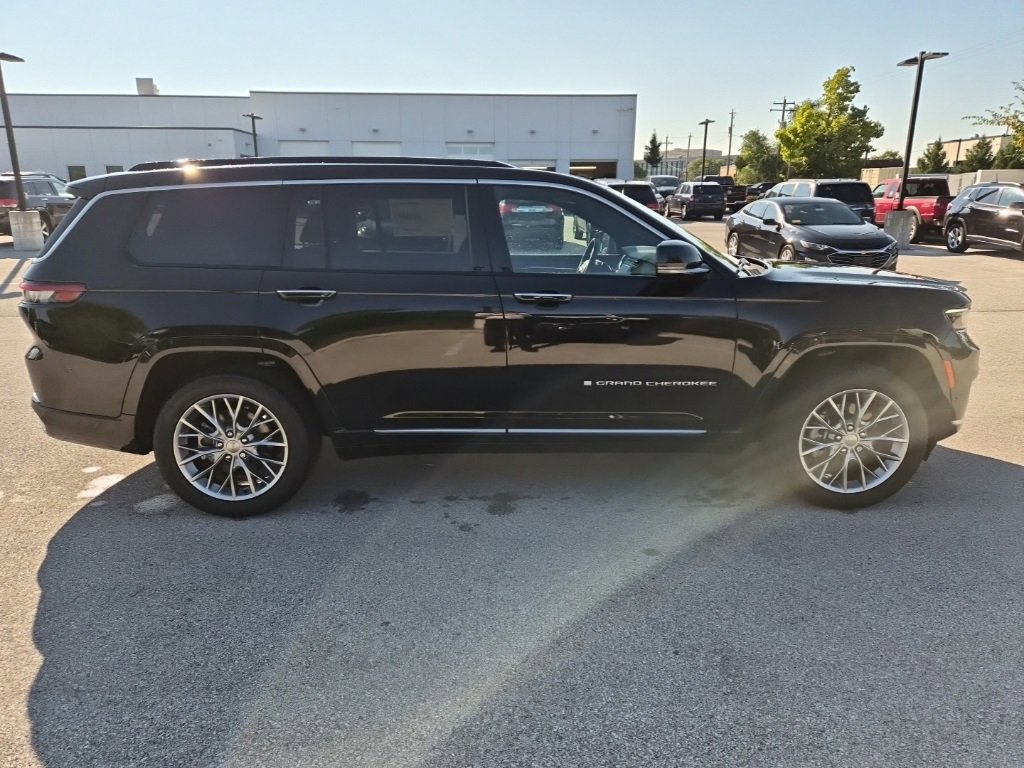 New 2025 Jeep Grand Cherokee L Summit image 5