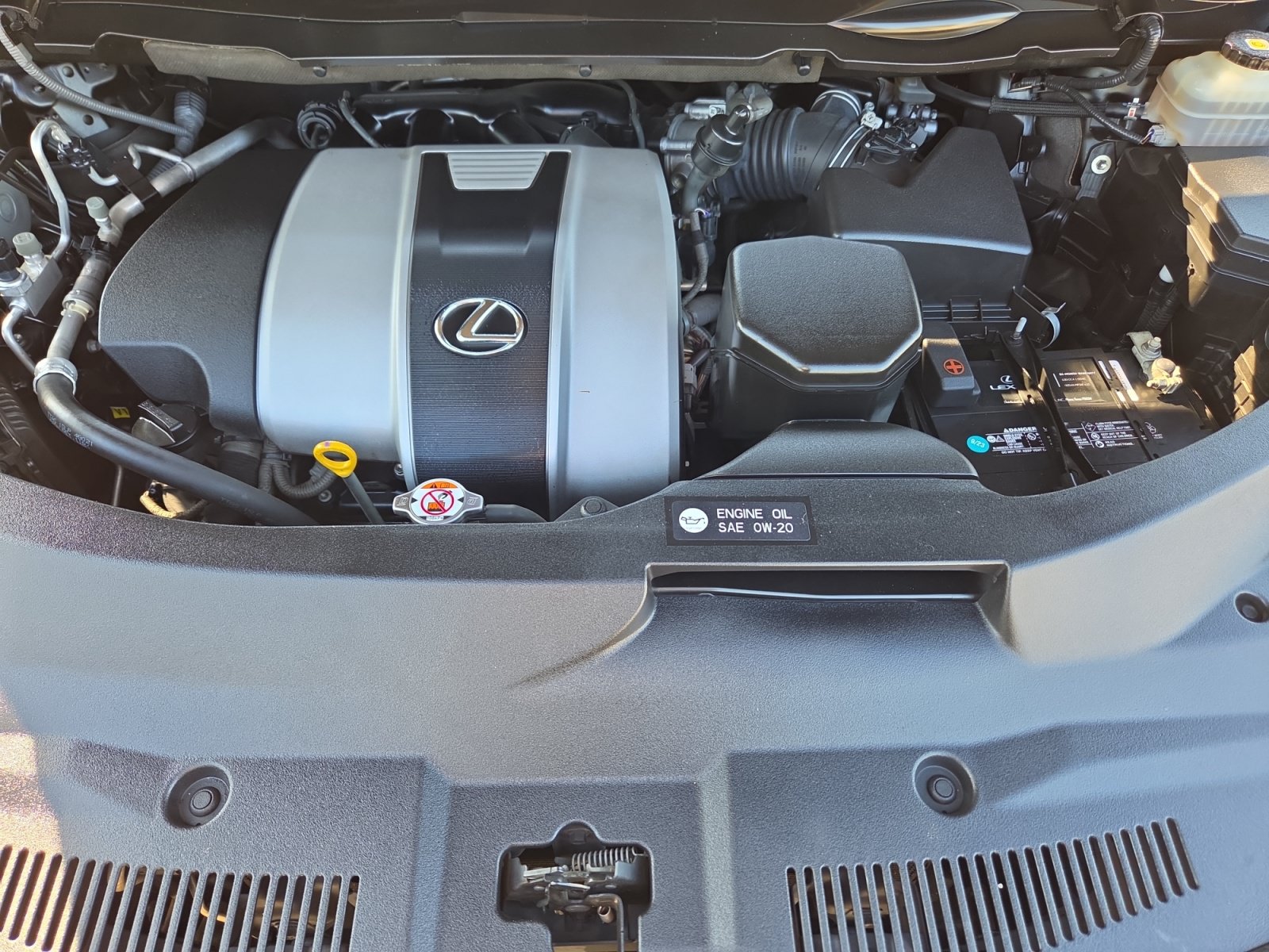 Used 2018 Lexus RX 350L FWD image 21