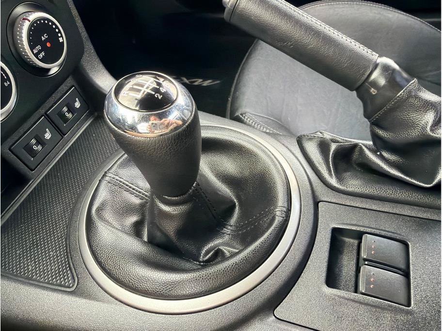 Used 2012 MAZDA MX-5 Miata Grand Touring w/ Premium Pkg RWD image 25