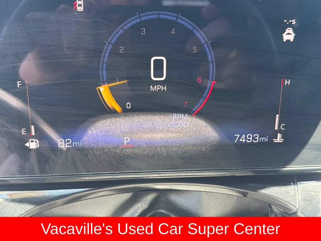 Used 2025 Chevrolet Trax RS w/ Sunroof Package FWD image 16