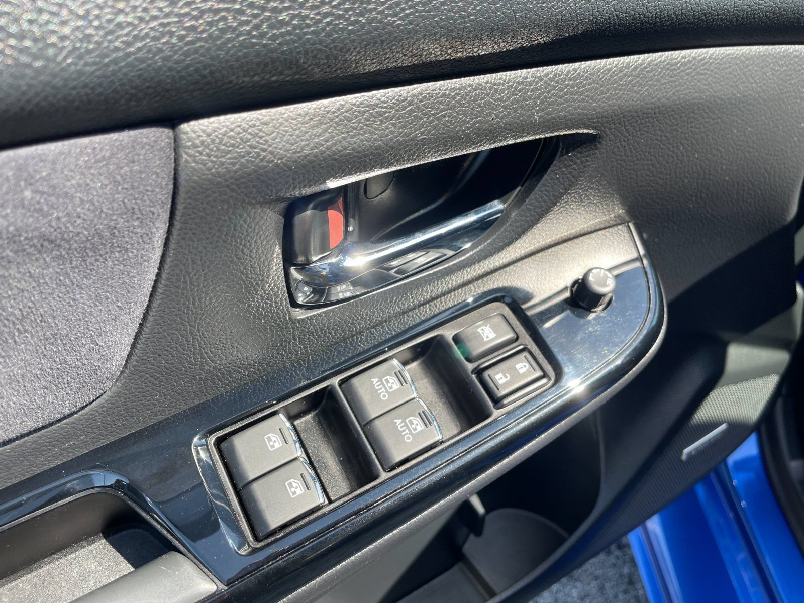 Used 2018 Subaru WRX STI Limited w/ Popular Package #3 AWD/4WD image 13