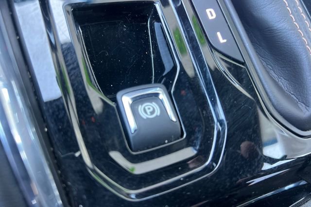 Used 2023 GMC Canyon AT4 image 38