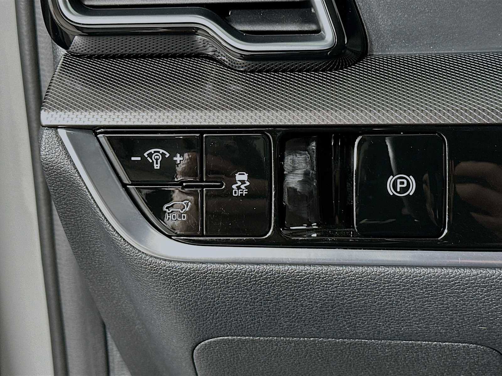 Used 2025 Kia Sportage SX image 10