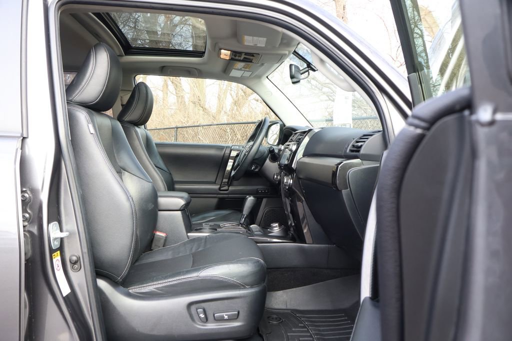 Used 2019 Toyota 4Runner Limited image 40