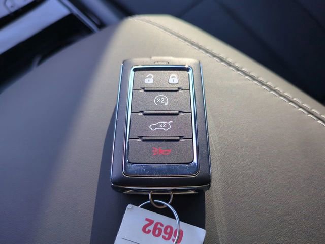 New 2025 Jeep Grand Cherokee Overland w/ Luxury Tech Group IV image 30