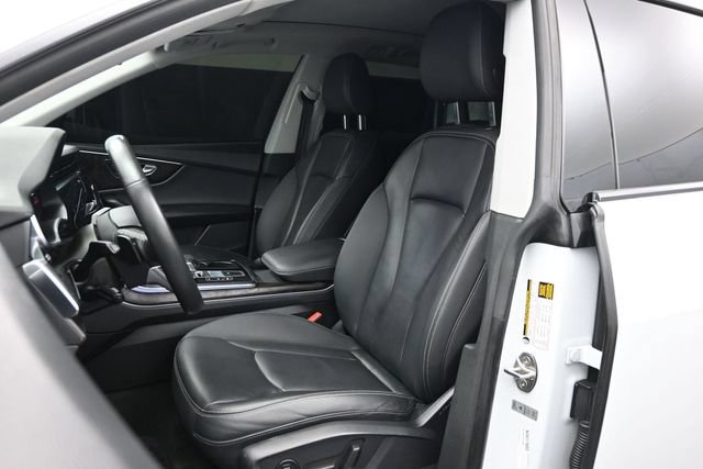 Used 2022 Audi Q8 Premium AWD/4WD image 5