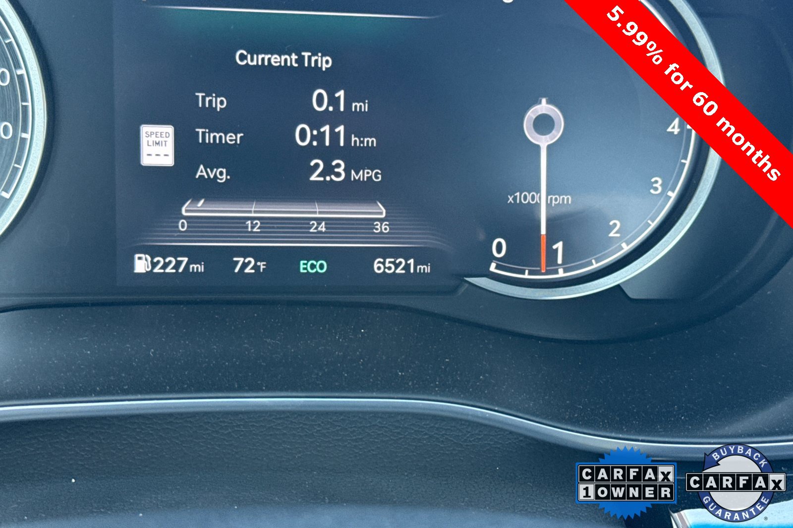 Used 2025 Genesis G70 2.5T image 29