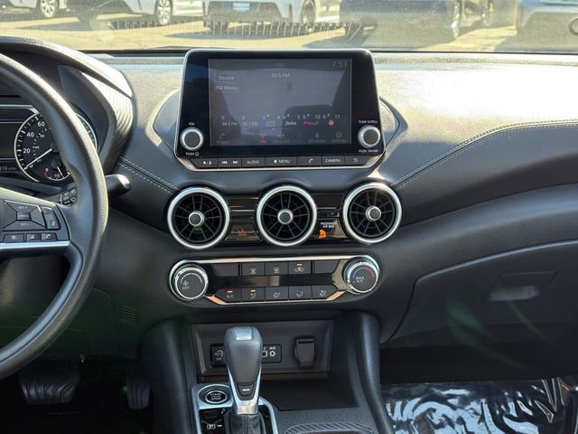 Used 2025 Nissan Sentra SV FWD image 18