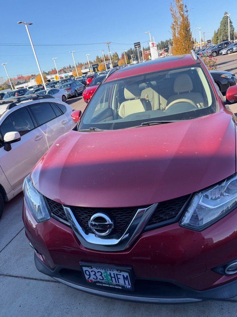 Used 2015 Nissan Rogue SL w/ SL Premium Package