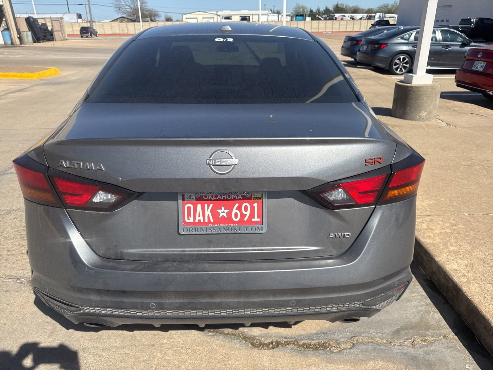 Used 2024 Nissan Altima 2.5 SR w/ SR Premium Package image 4